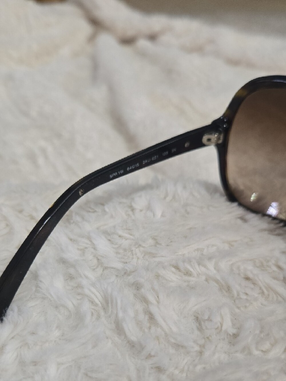 Prada Oversized Brown Gradient Women's Sunglasses - Picture 4 of 5